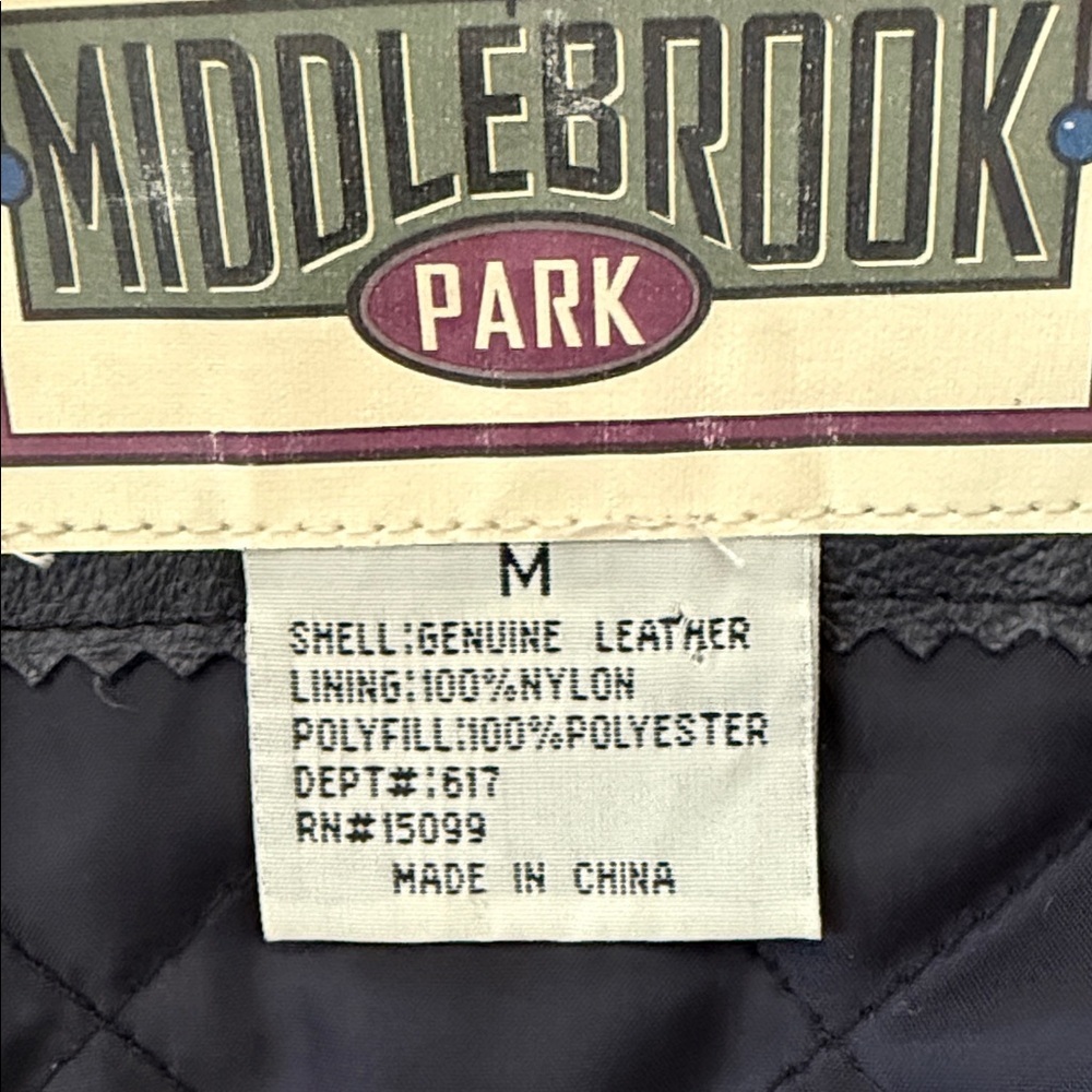 Women's Middlebrook Park Vintage Black Leather Jacket size medium - Picture 9 of 9
